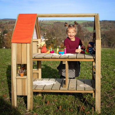 Poppenhuis voor buiten